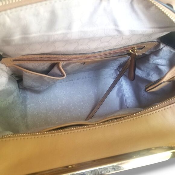 ⭐️ Michael Kors Medium Lana Suntan/Black Colorblock Leather Handbag - Picture 11 of 16